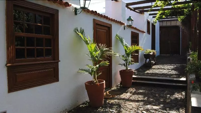 Homelike Century Nature House