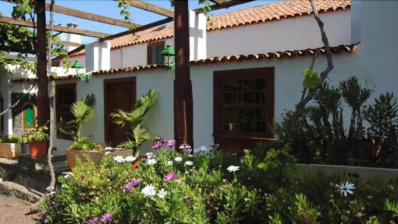 Homelike Century Nature House