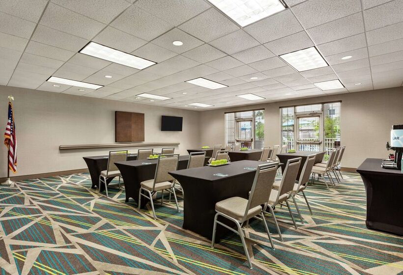 Homewood Suites By Hilton Fort Myers Airport/fgcu