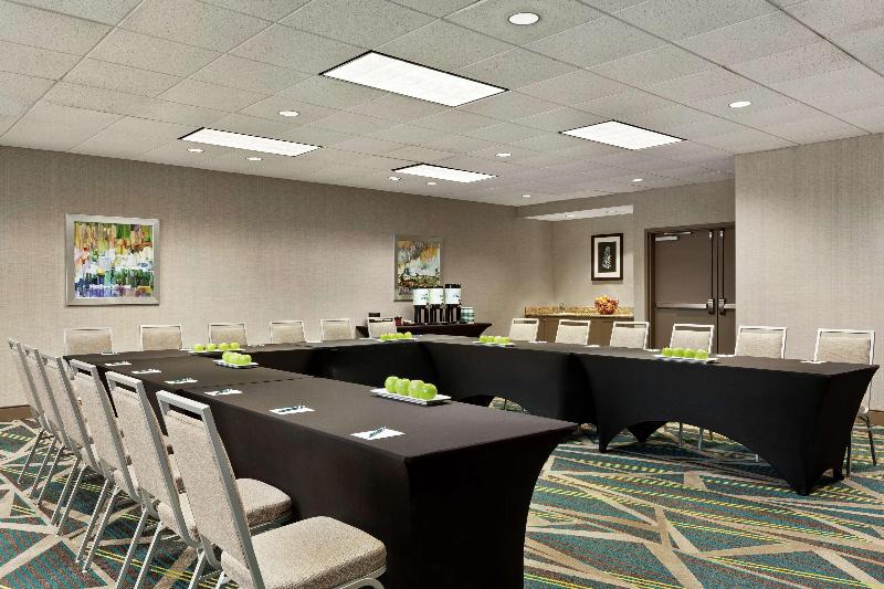 Homewood Suites By Hilton Fort Myers Airport/fgcu