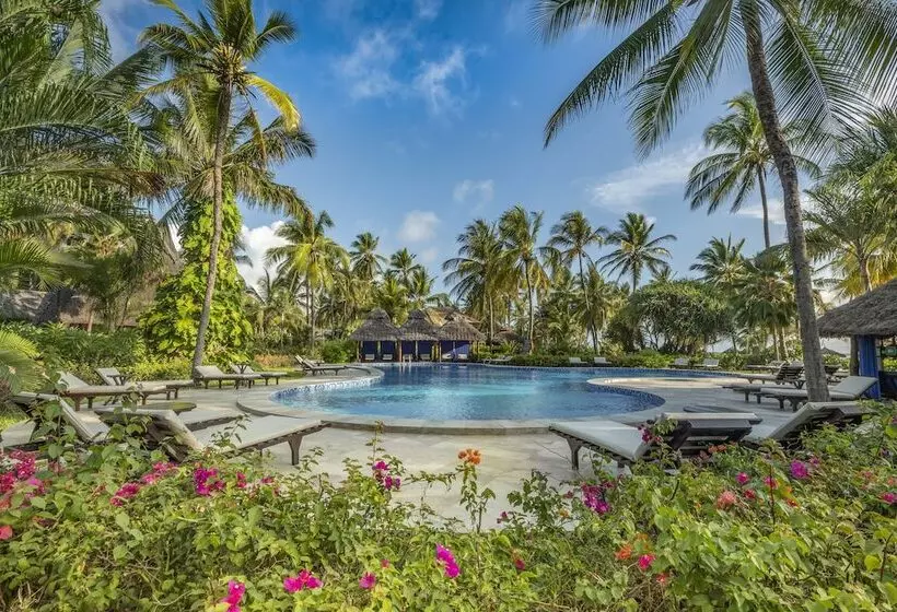 酒店 Breezes Beach Club And Spa