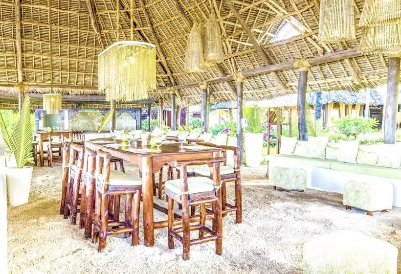 酒店 Breezes Beach Club And Spa