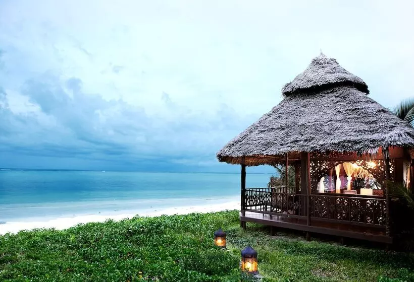 酒店 Breezes Beach Club And Spa