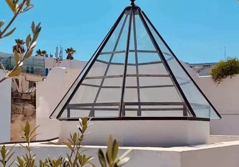 هتل Dar El Médina