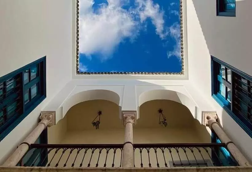 هتل Dar El Médina
