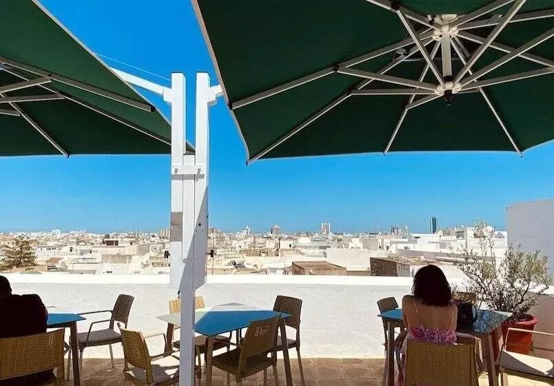 هتل Dar El Médina