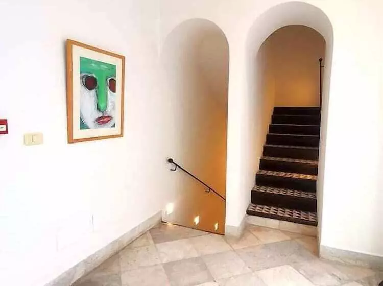 هتل Dar El Médina