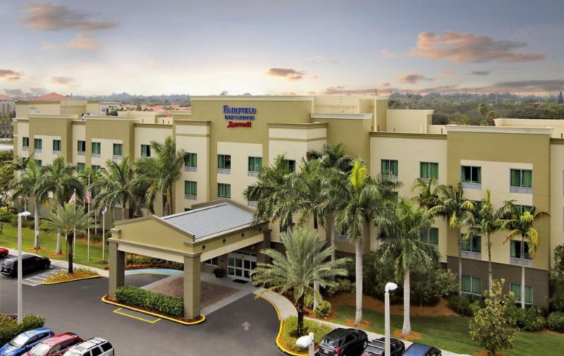 בית מלון כפרי Fairfield Inn & Suites Fort Lauderdale Airport & Cruise Port