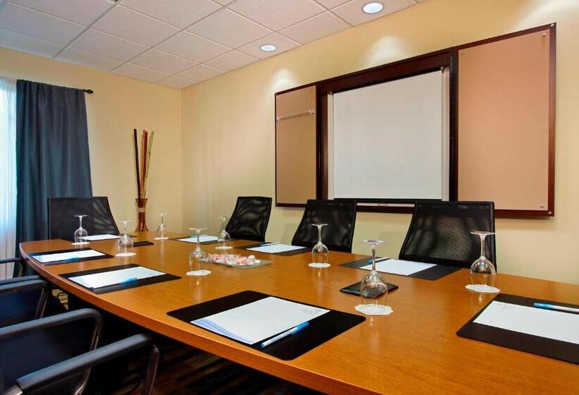 בית מלון כפרי Fairfield Inn & Suites Fort Lauderdale Airport & Cruise Port