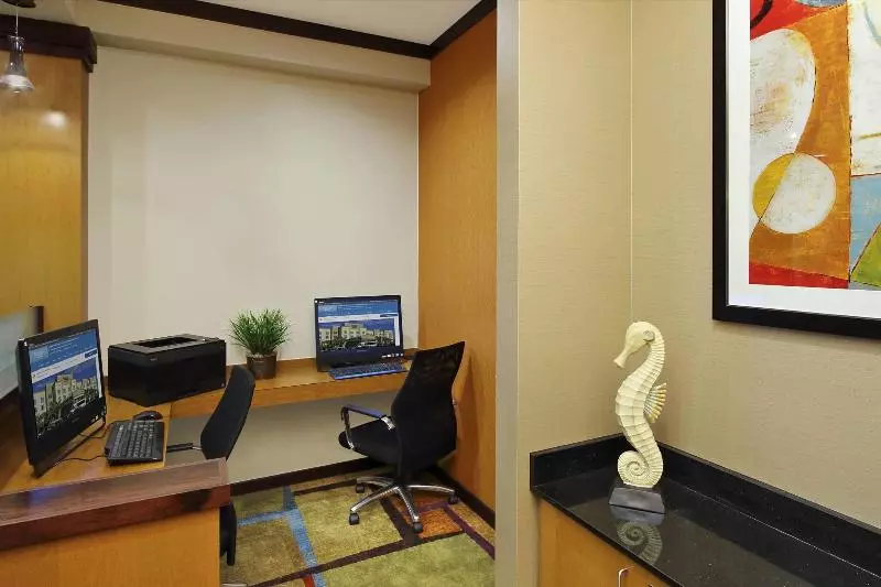 호텔 Fairfield Inn & Suites Fort Lauderdale Airport & Cruise Port