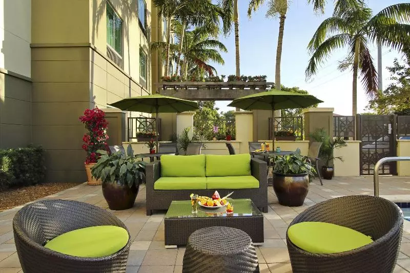 호텔 Fairfield Inn & Suites Fort Lauderdale Airport & Cruise Port