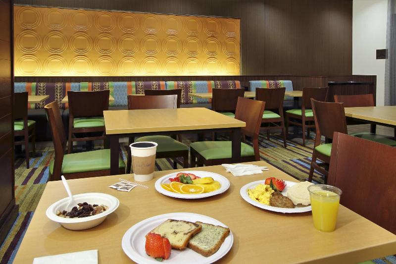 בית מלון כפרי Fairfield Inn & Suites Fort Lauderdale Airport & Cruise Port