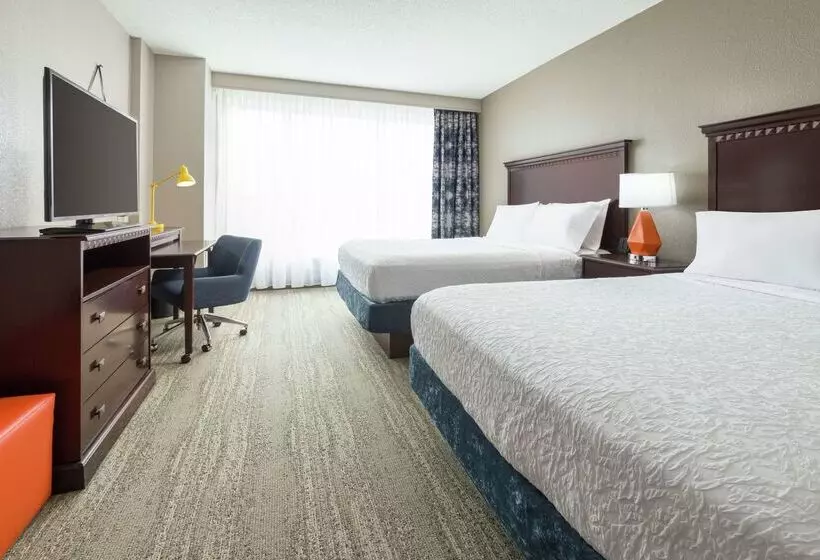 ホテル Hampton Inn & Suites National Harbor   Alexandria Area