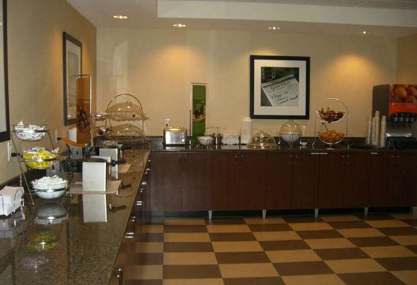 호텔 Hampton Inn & Suites Pueblo/north