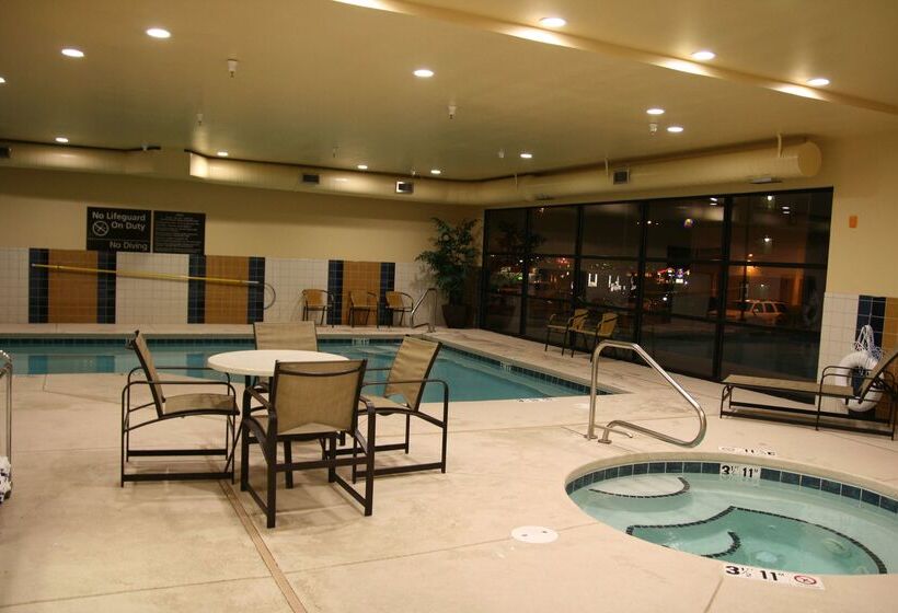 호텔 Hampton Inn & Suites Pueblo/north