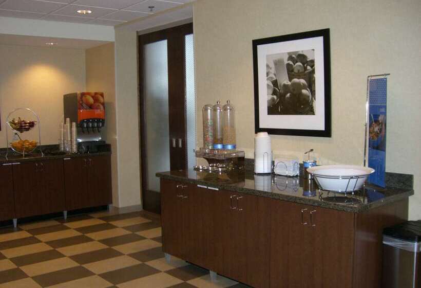 호텔 Hampton Inn & Suites Pueblo/north