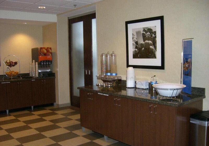 호텔 Hampton Inn & Suites Pueblo/north