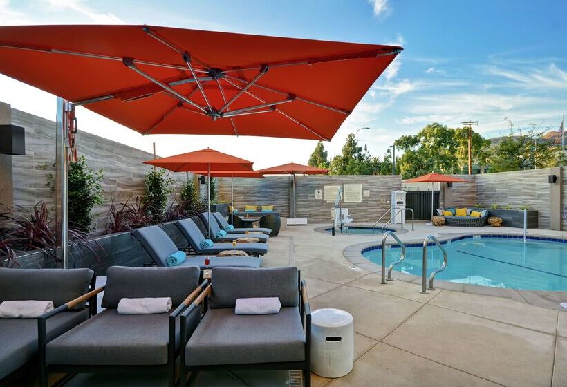 בית מלון כפרי Hampton Inn & Suites Los Angeles Burbank Airport