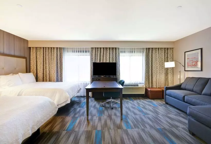 هتل Hampton Inn & Suites Los Angeles Burbank Airport