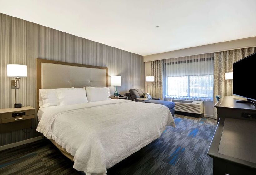 בית מלון כפרי Hampton Inn & Suites Los Angeles Burbank Airport