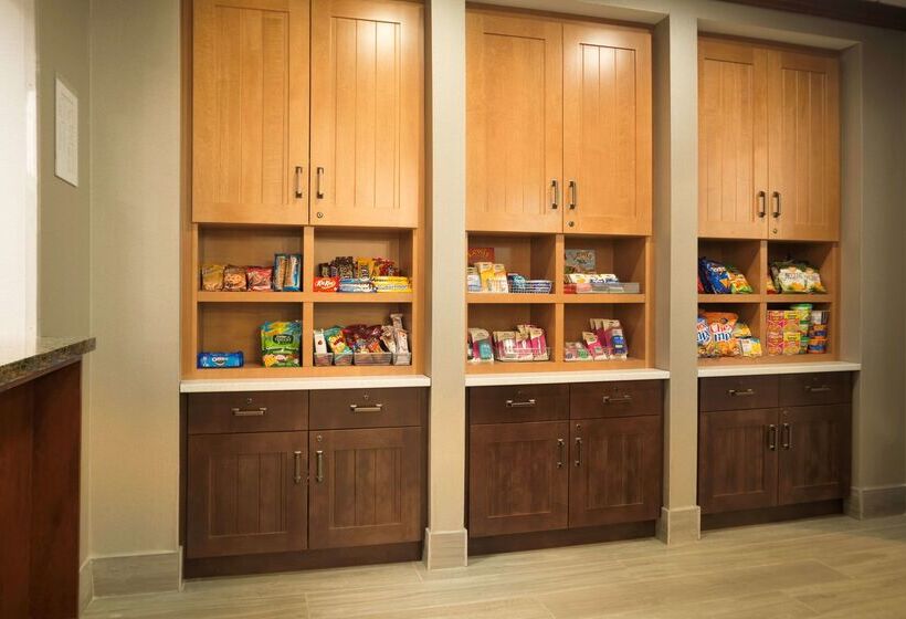 ホテル Homewood Suites By Hilton Ontario Rancho Cucamonga