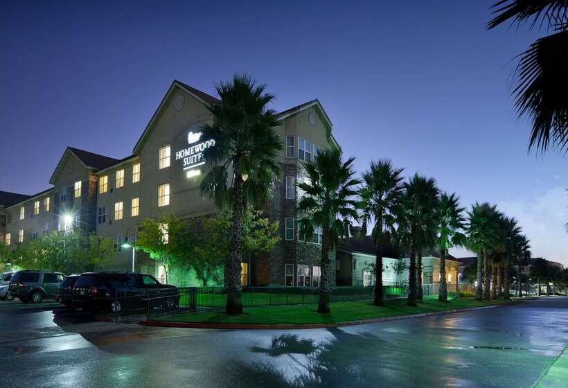 ホテル Homewood Suites By Hilton Ontario Rancho Cucamonga