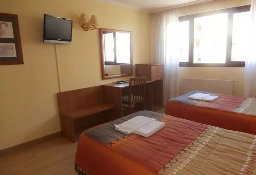 Hotel Hostal El Volante