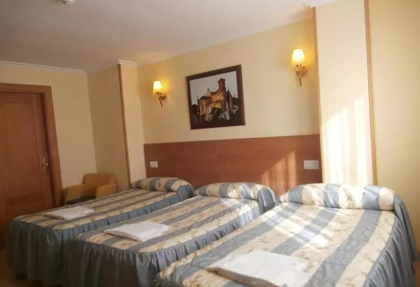 Hotel Hostal El Volante