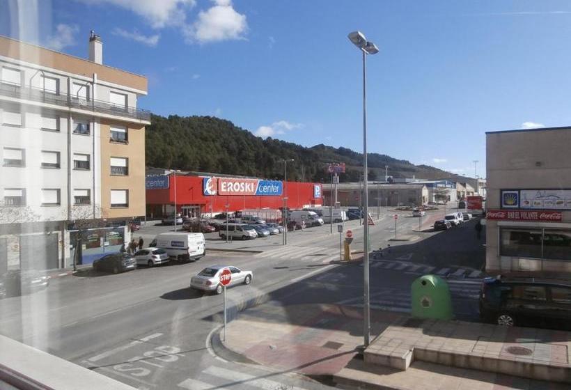 هتل Hostal El Volante