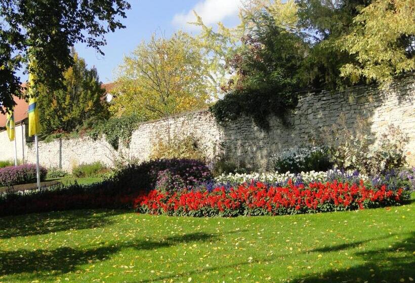 Hotel Kitzinger Hof An Der B8