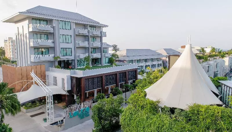 Hotel Loligo Resort Hua Hin + A Fresh Twist By Let S Sea