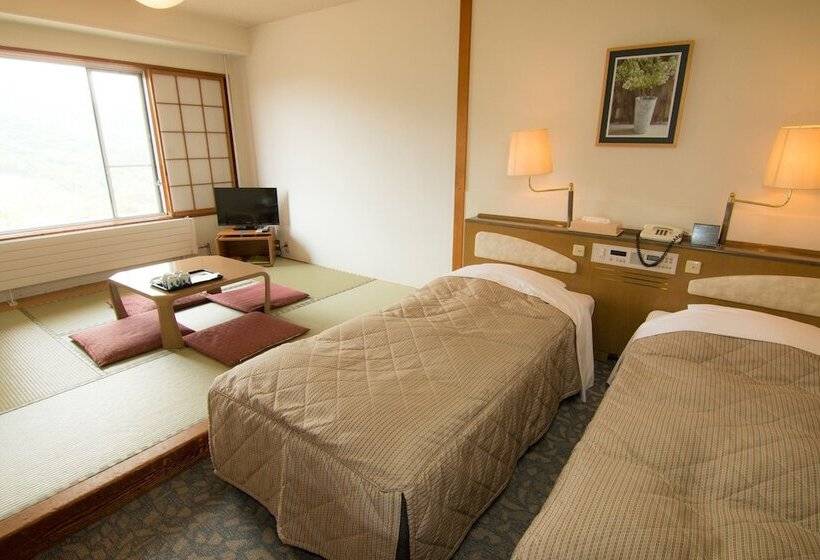 ホテル Madarao Kogen