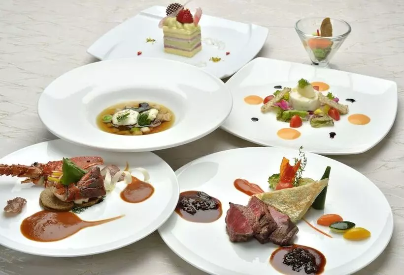 Hotel Okinawa Kariyushi Resort Exes Onna