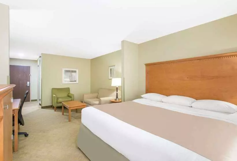 ホテル Spark By Hilton Savannah South I 95