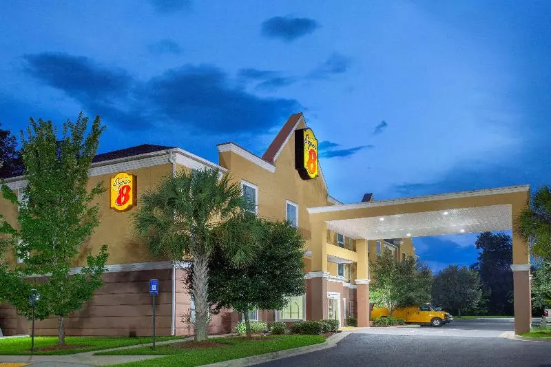 ホテル Spark By Hilton Savannah South I 95