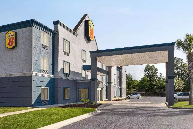 ホテル Spark By Hilton Savannah South I 95