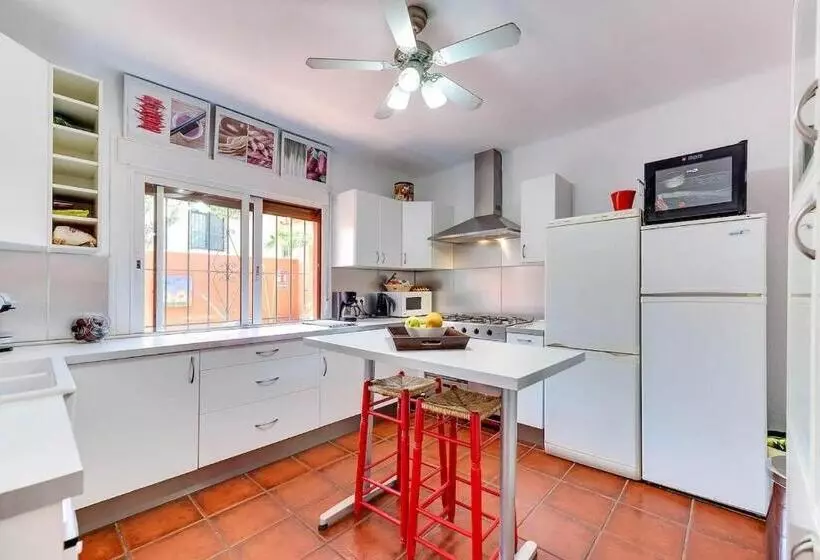 בית מלון כפרי Villa Tiphareth