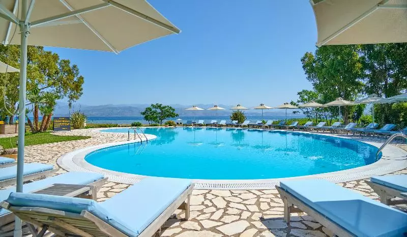 Chrismos Luxury Suites & Studios