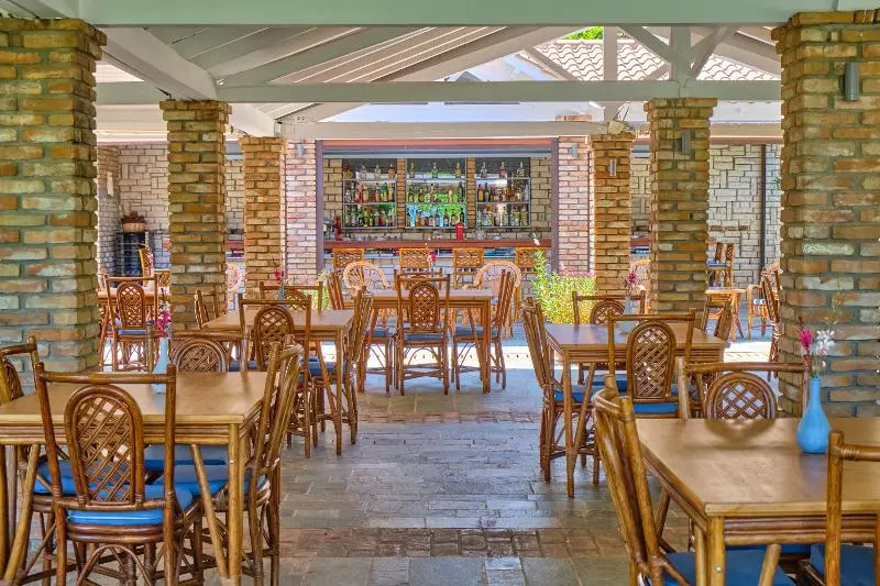 Chrismos Luxury Suites & Studios