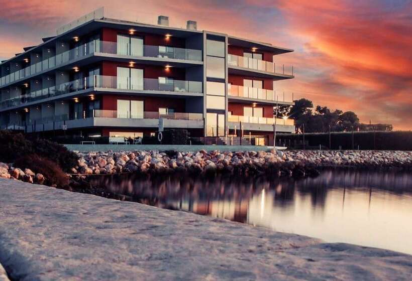 Agua Hotels Riverside