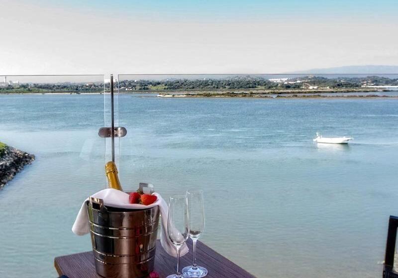 Agua Hotels Riverside