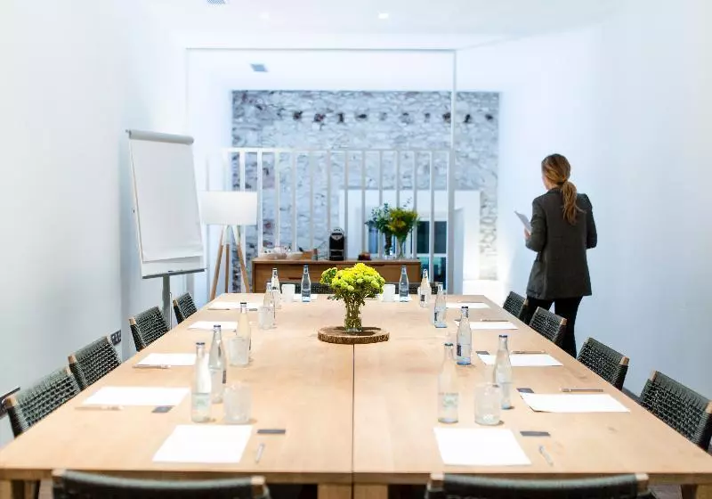 Aire Hotel & Ancient Baths