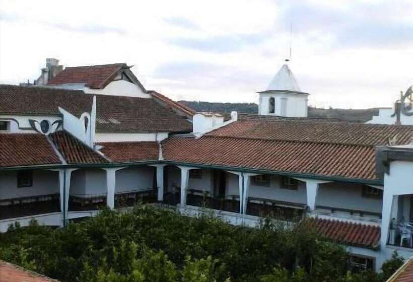 ホテル Casa De Retiro E Repouso Balsamão