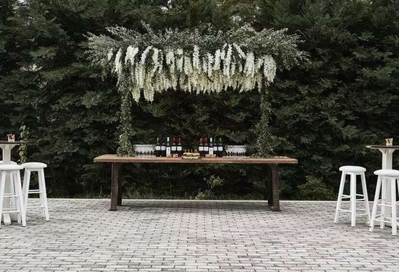 ホテル Civitel Attik Rooms & Suites