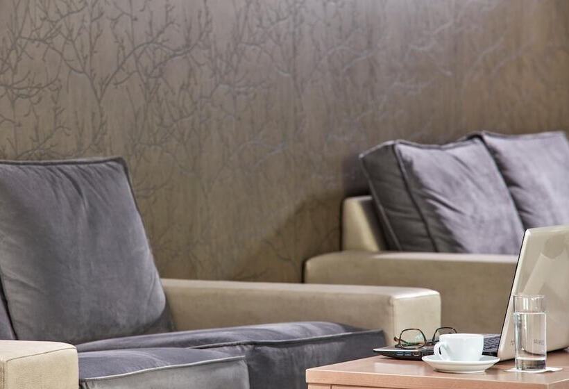 בית מלון כפרי Civitel Attik Rooms & Suites