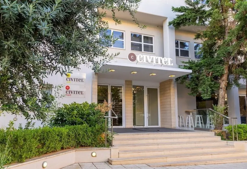 ホテル Civitel Attik Rooms & Suites