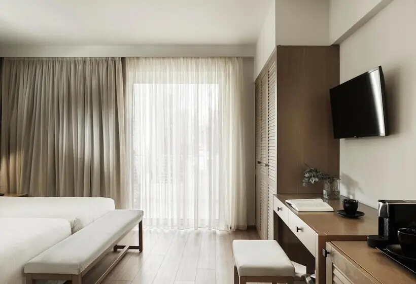 ホテル Civitel Attik Rooms & Suites