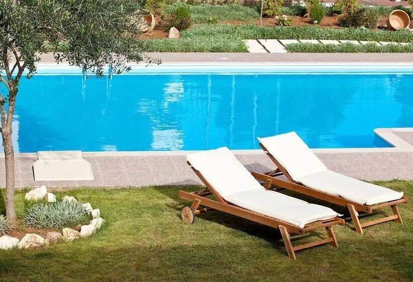ホテル Civitel Attik Rooms & Suites