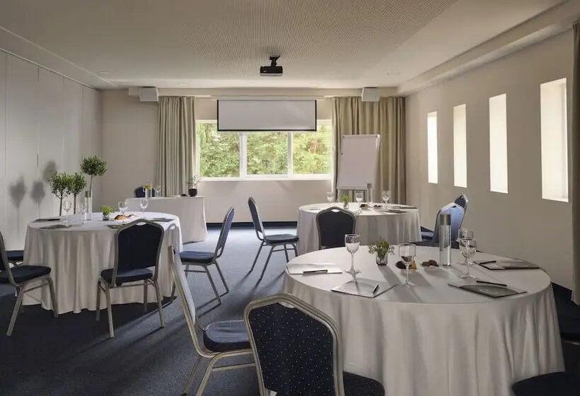 ホテル Civitel Attik Rooms & Suites