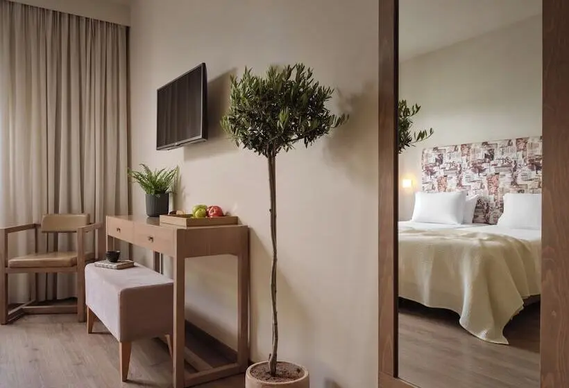 ホテル Civitel Attik Rooms & Suites